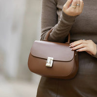 Retro Exquisite Leather Handbag