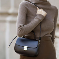 Retro Exquisite Leather Handbag