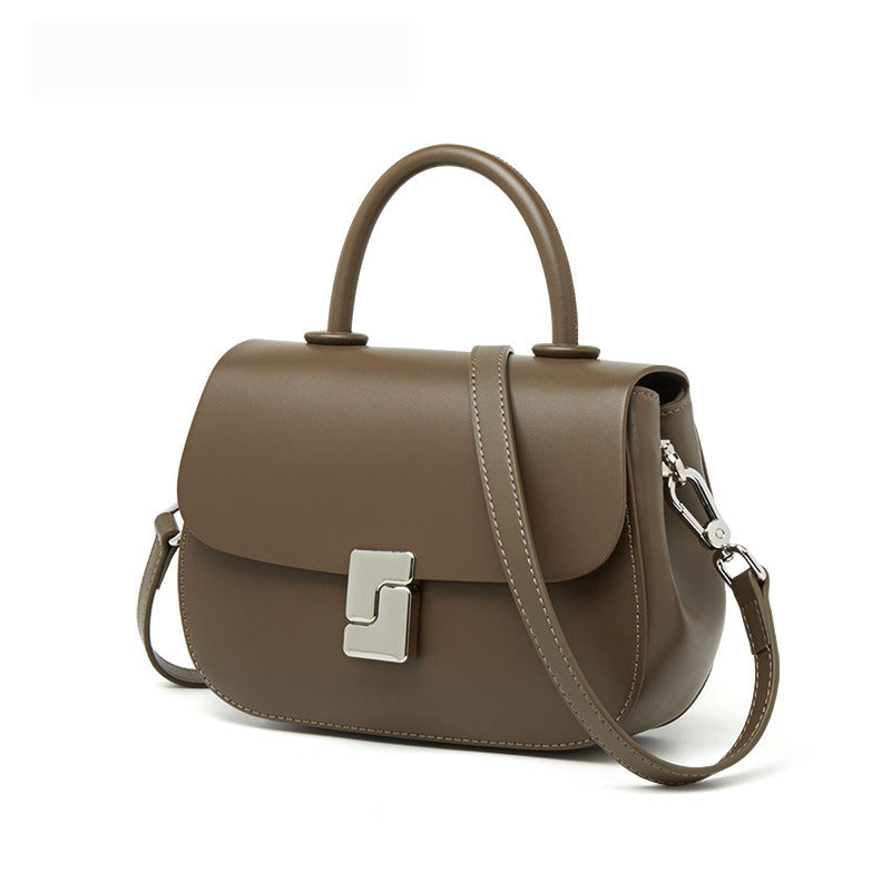 Retro Exquisite Leather Handbag